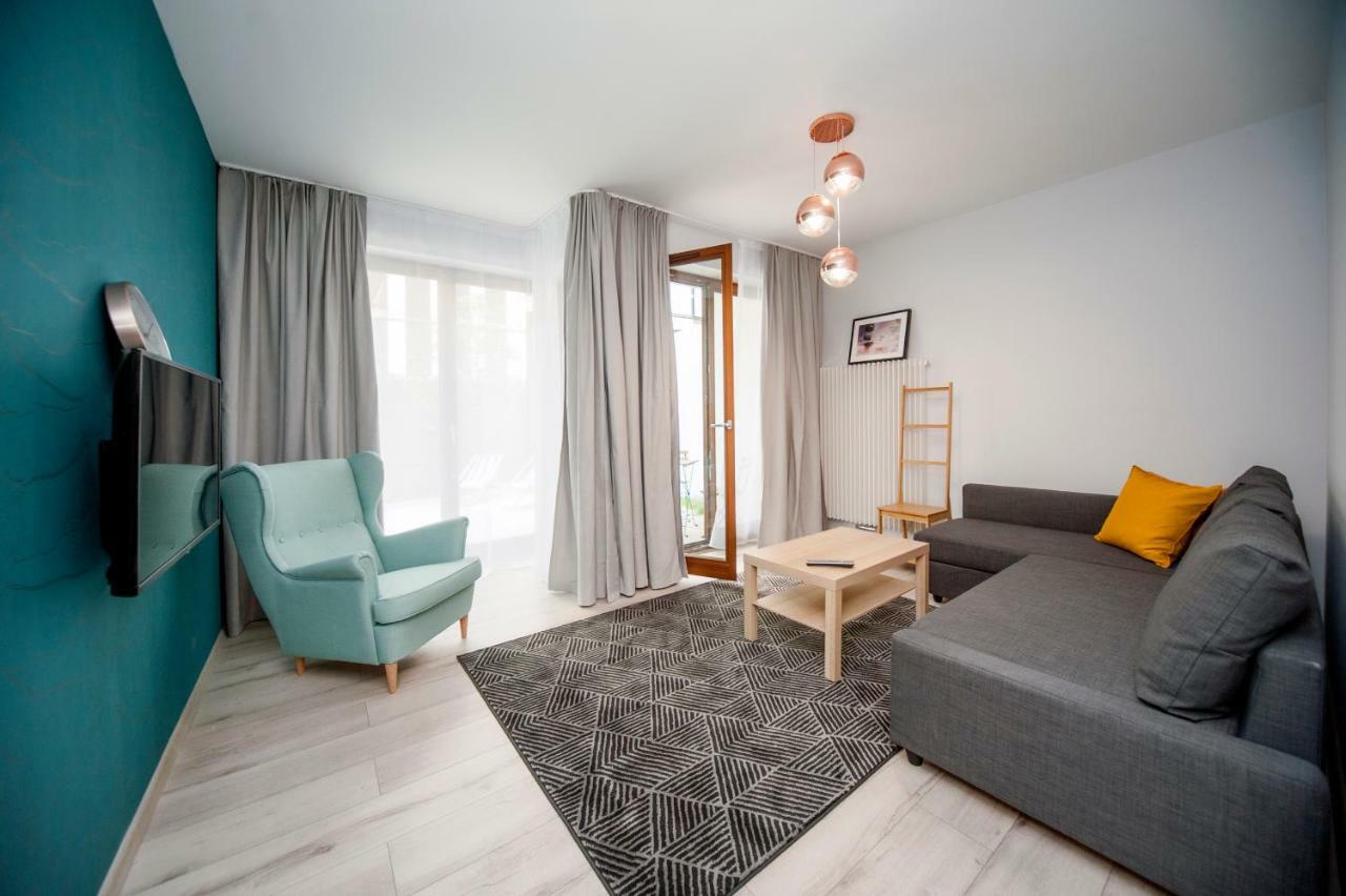 Very Berry - Maratonska 3 - Business Apartment, Garden, Check In 24H Познан Екстериор снимка